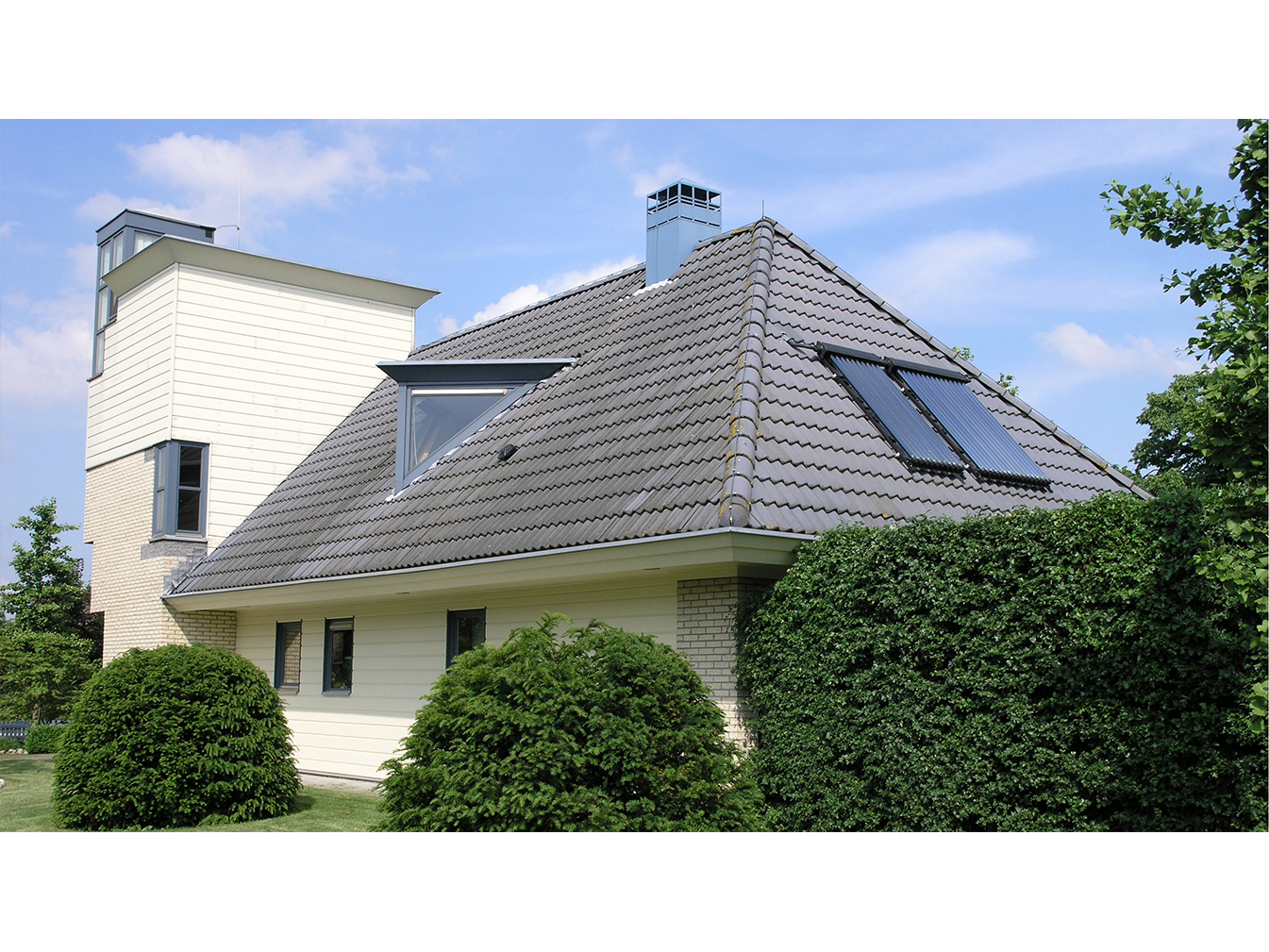 峰丹别墅太陽能(néng)熱(rè)水(shuǐ)工(gōng)程